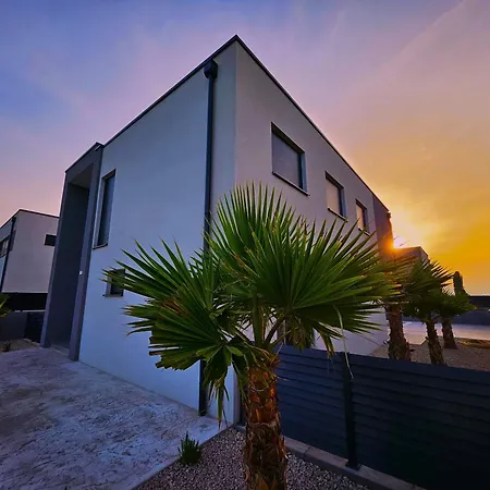 Oasis - Zadar, *